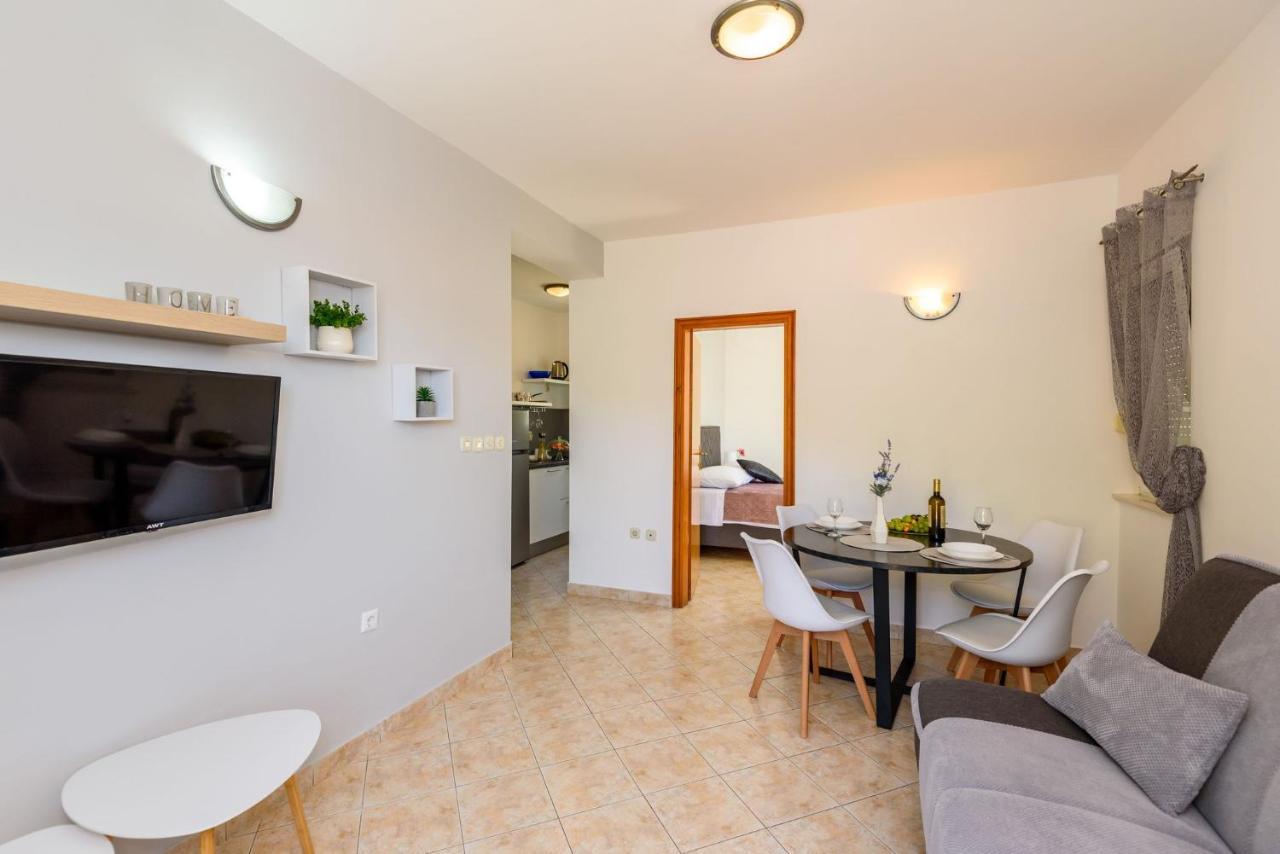 Apartments Bjelis เคล็ค ภายนอก รูปภาพ